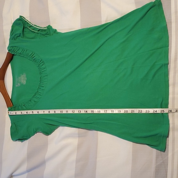 Green, no boundaries t-shirt, size L - Picture 5 of 6